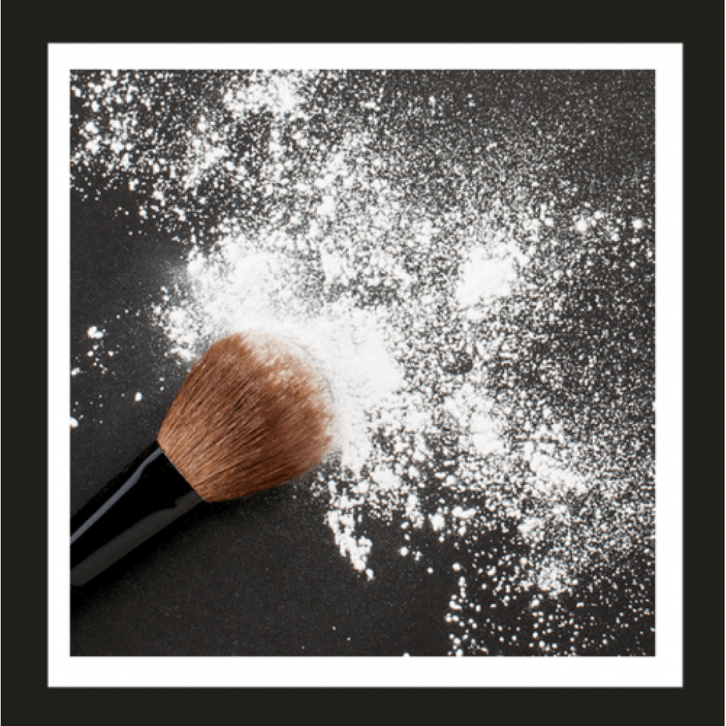 بودرة مكياج بدون لون من ار سي ام أي