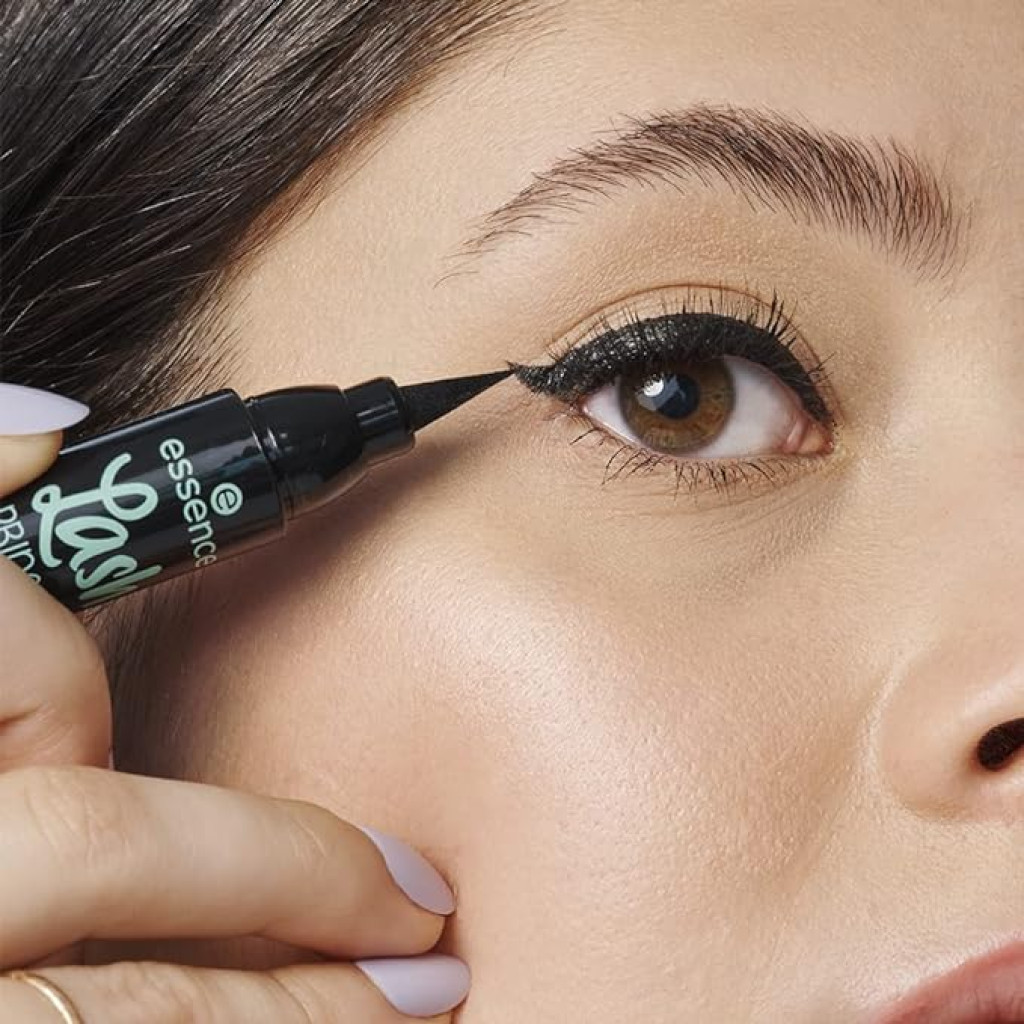 ايسنس لاش برينسيس لاينر 3 مل، اسود