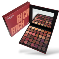 باليت ظلال العيون من هارموني (Harmony) التي تحتوي على 42 لونًا