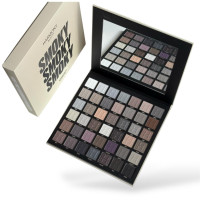 باليت ظلال العيون من هارموني الذي يحتوي على 42 لونًا مع درجات غامقة