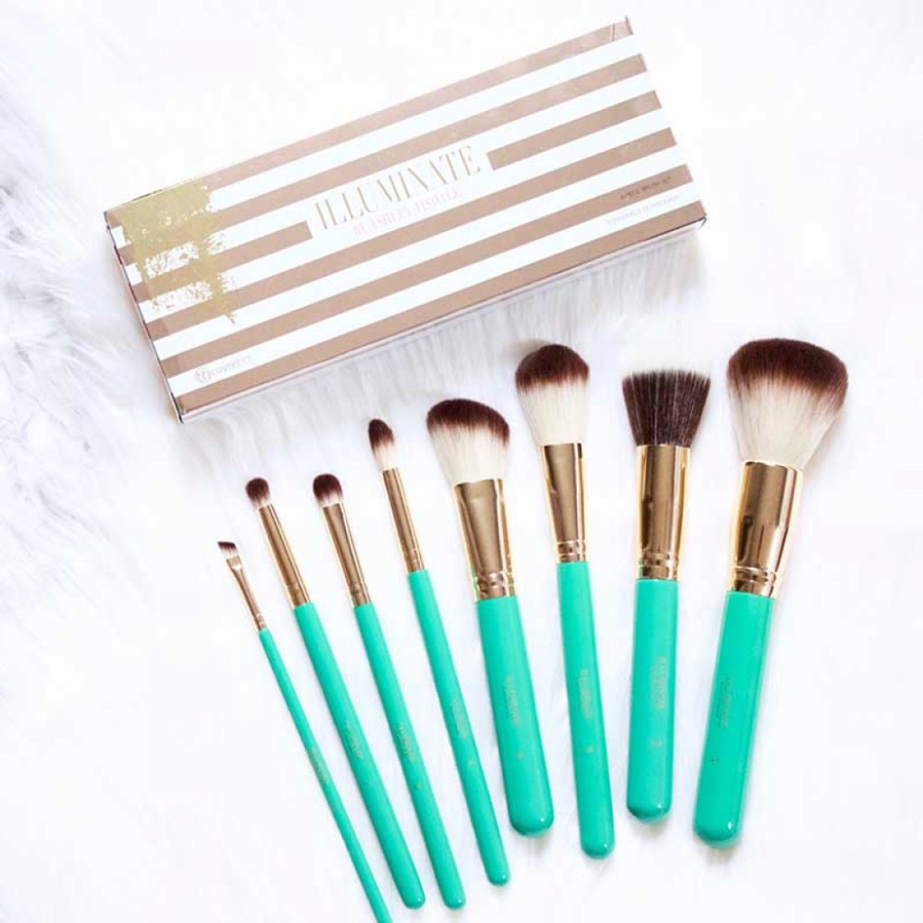 مجموعة فرش مكياج الخضراء إليومينيت من بي اتش كوزماتيكس -8 فرش