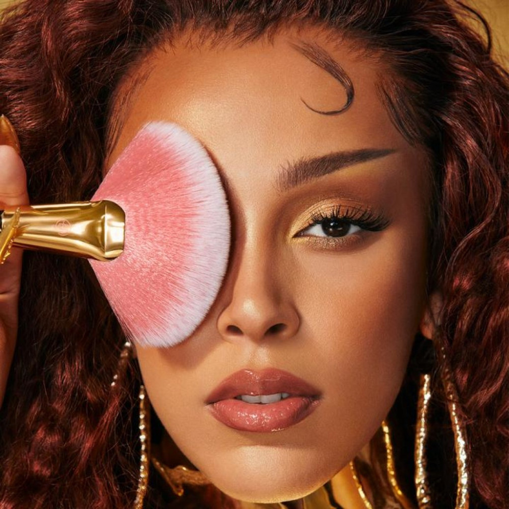 مجموعة فرش دوجا كات من بي اتش