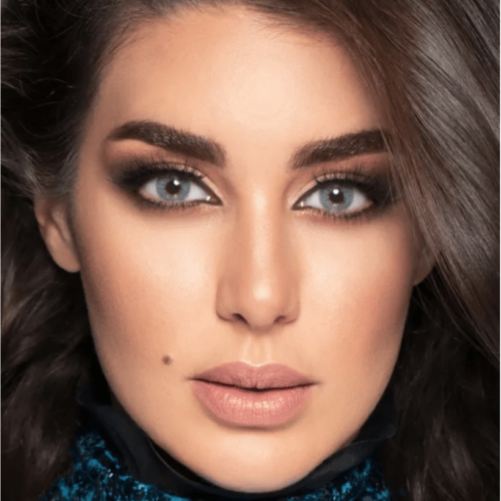 عدسات ملونة من لنس مي - سكاى بلو