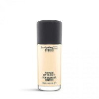 كريم اساس ماك ستوديو فيكس فيلد  NC15